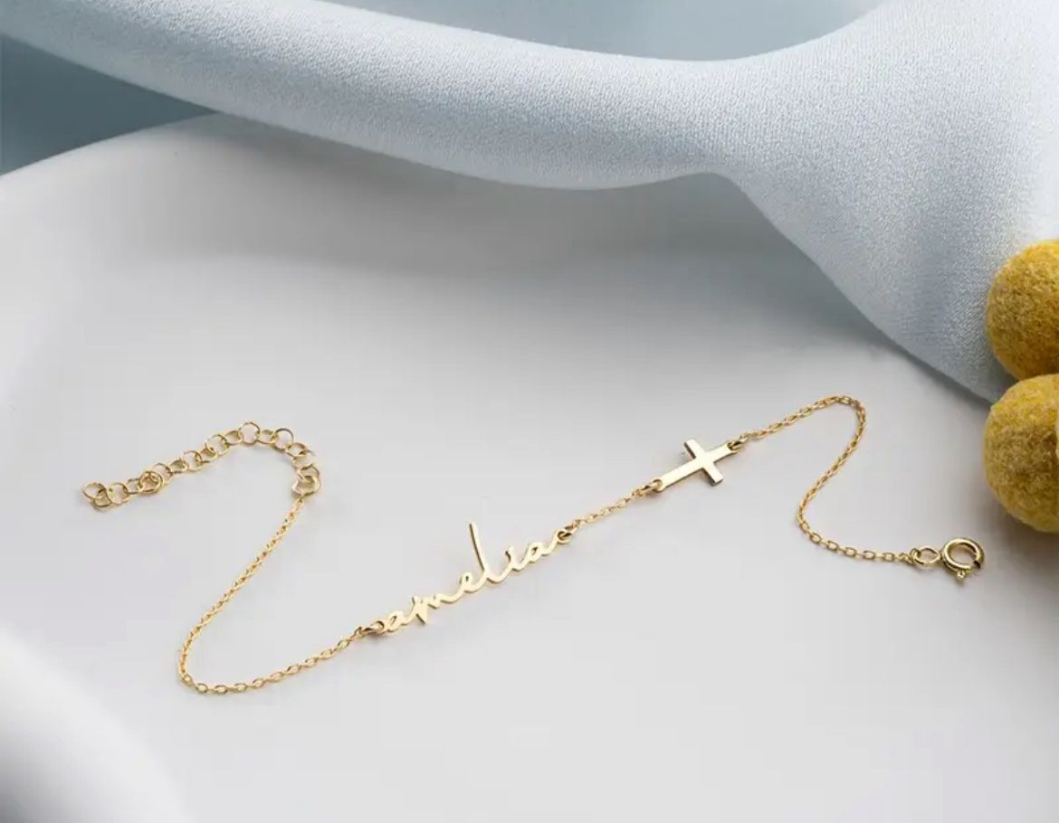 GOLD PERSONALISED CROSS BRACELET
